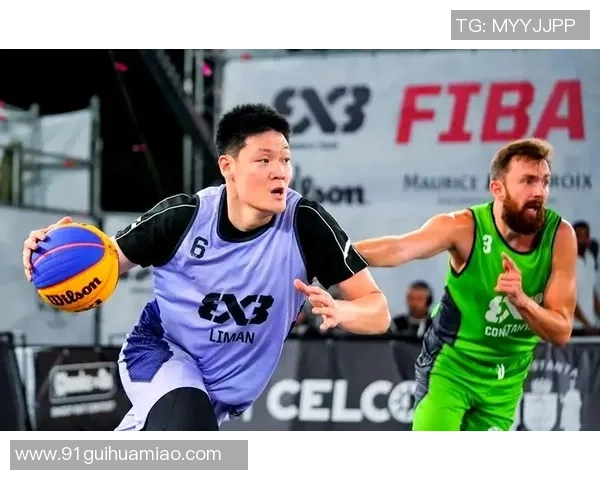 成都篮球队以54分领跑大师赛积分榜展现强劲实力与团队合作精神 成都篮球队以54分领跑大师赛积分榜展现强劲实力与团队合作精神